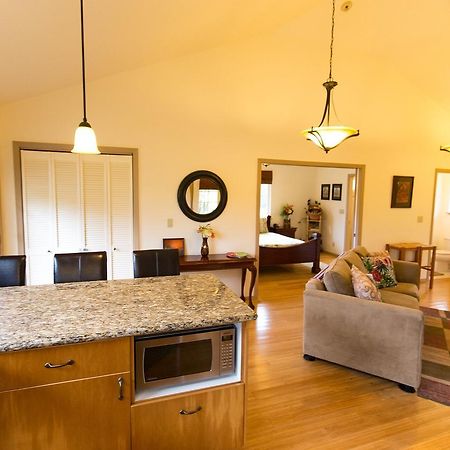 Kuuipo Cottage Mountain View Екстер'єр фото